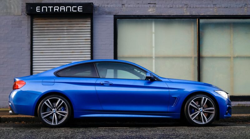 How to Spot, Dodge, and Deal With a Dodgy Car Dealer